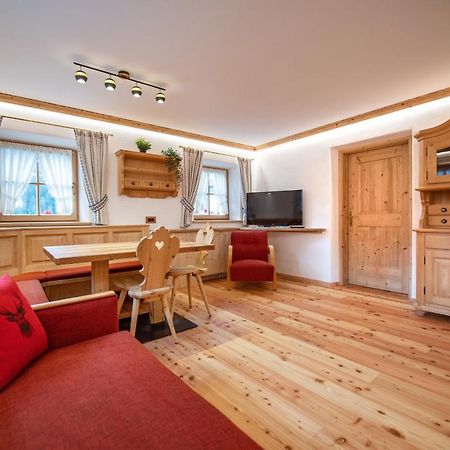 Apartments Berna Ортізеї Екстер'єр фото
