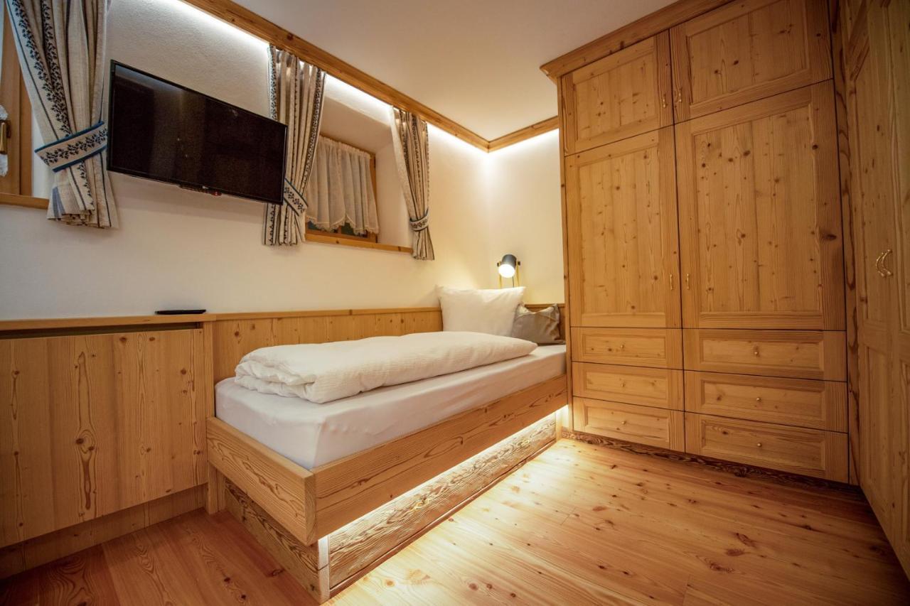 Apartments Berna Ортізеї Екстер'єр фото