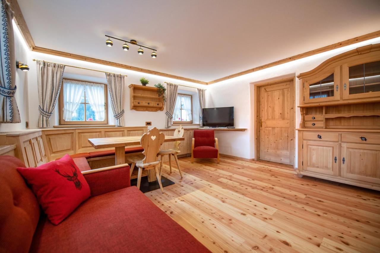 Apartments Berna Ортізеї Екстер'єр фото